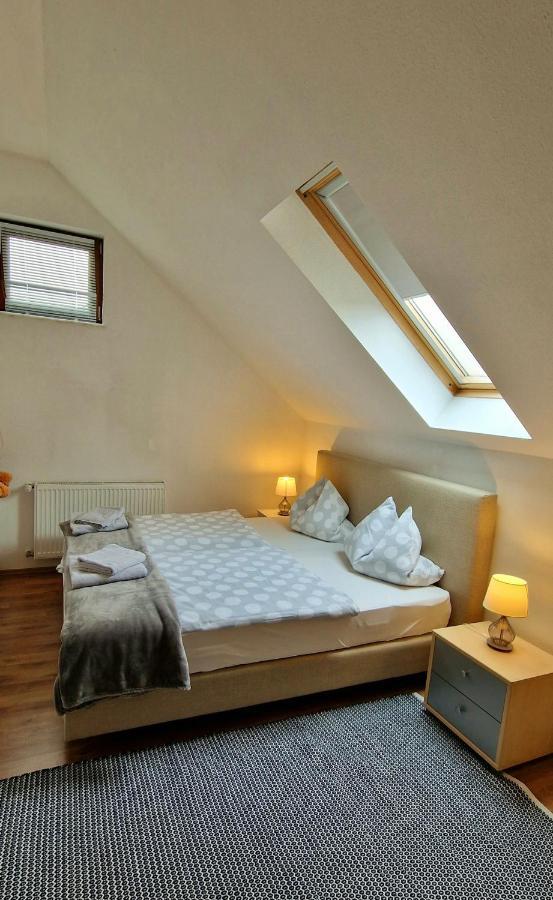 Privatwohnung Rybczynski Undenheim المظهر الخارجي الصورة